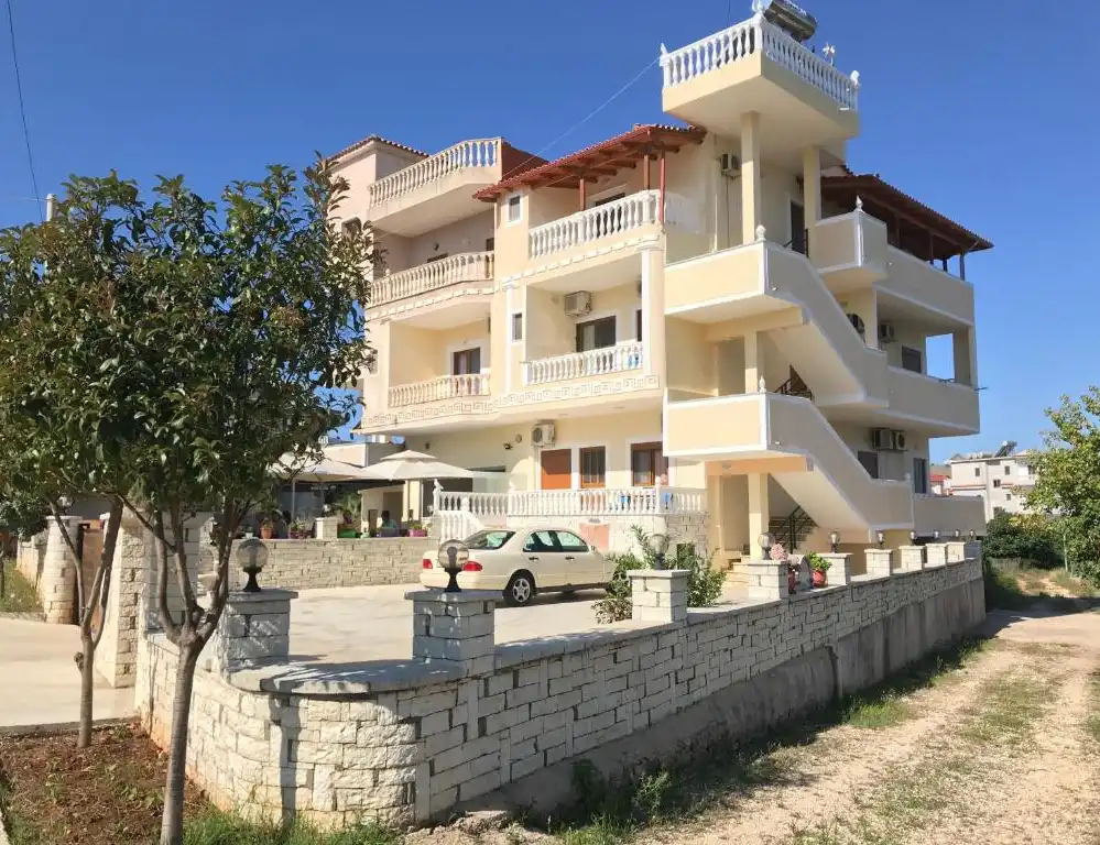 apartment in ksamil